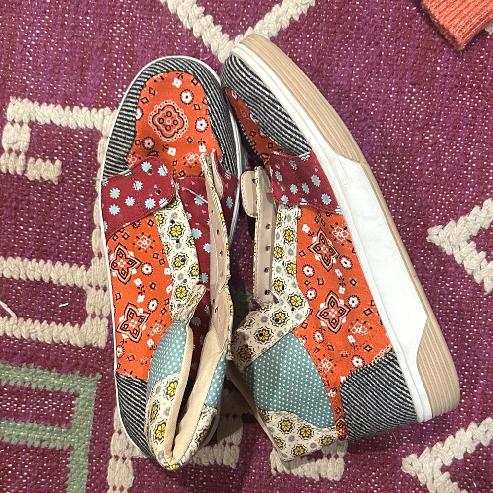 Steve Madden Colorful Patchwork Women's Sneakers